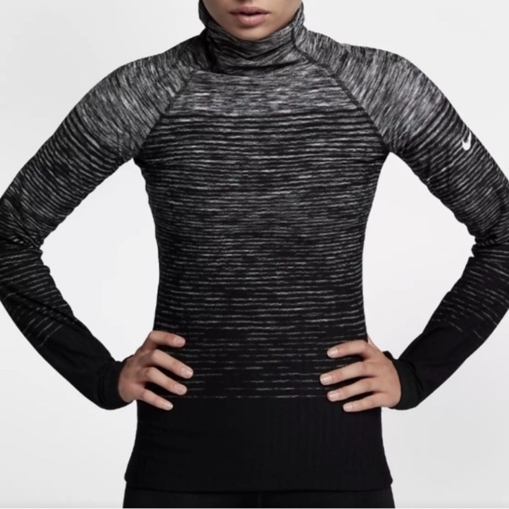 NIKE PRO Hyperwarm